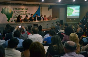 Presidente do Imesc, Felipe de Holanda, falando sobre a importância do programa para elevar a qualidade de vida no estado.